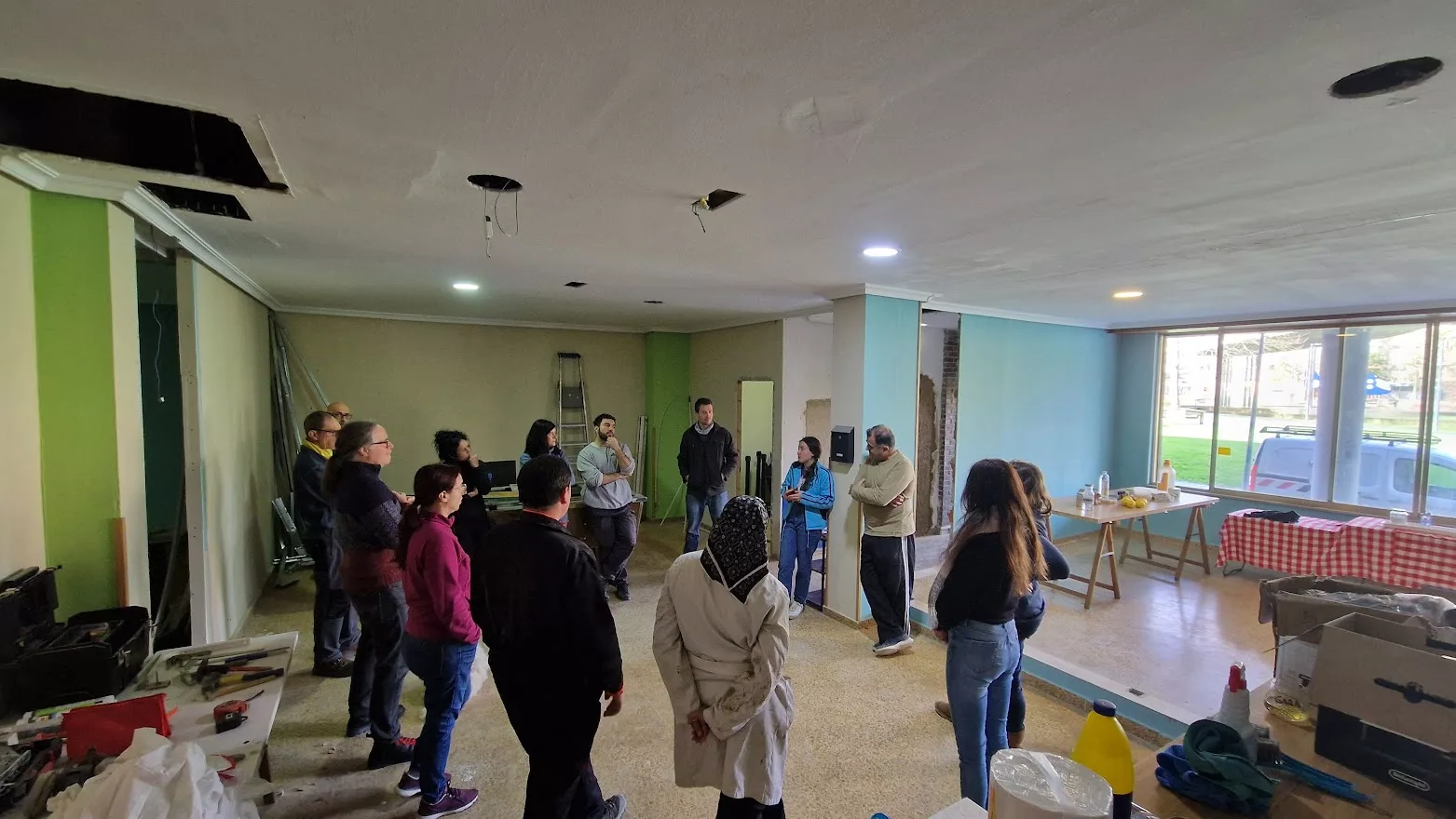 Sembrando Futuro: Rehabilitación de un local para el ocio sostenible en Lugones