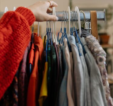 El mercadillo de Los Lugg: segunda mano, comunidad y mucho más