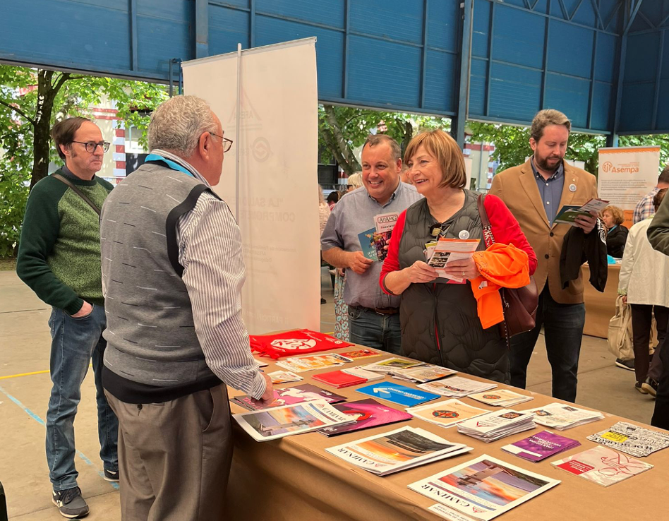 La IX Feria de Asociaciones de Avilés reúne a más de cincuenta entidades